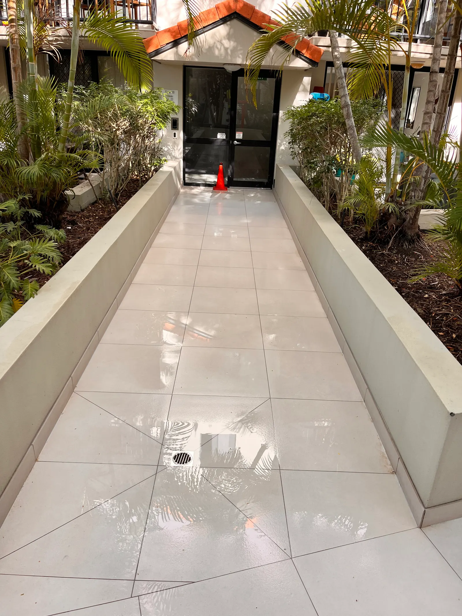 Commercial pressure cleaning on the Gold Coast
